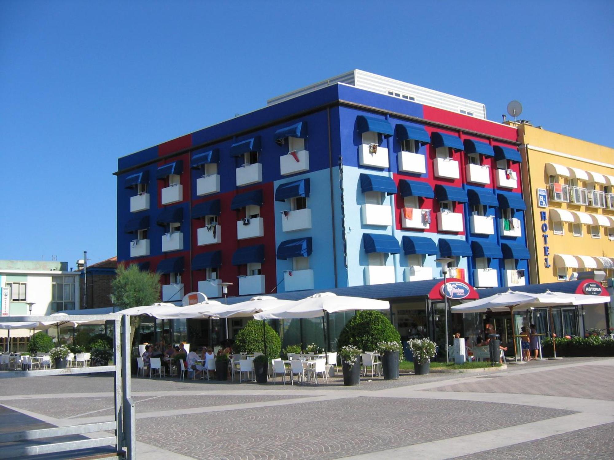 Astoria Hotel Pesaro Exterior photo