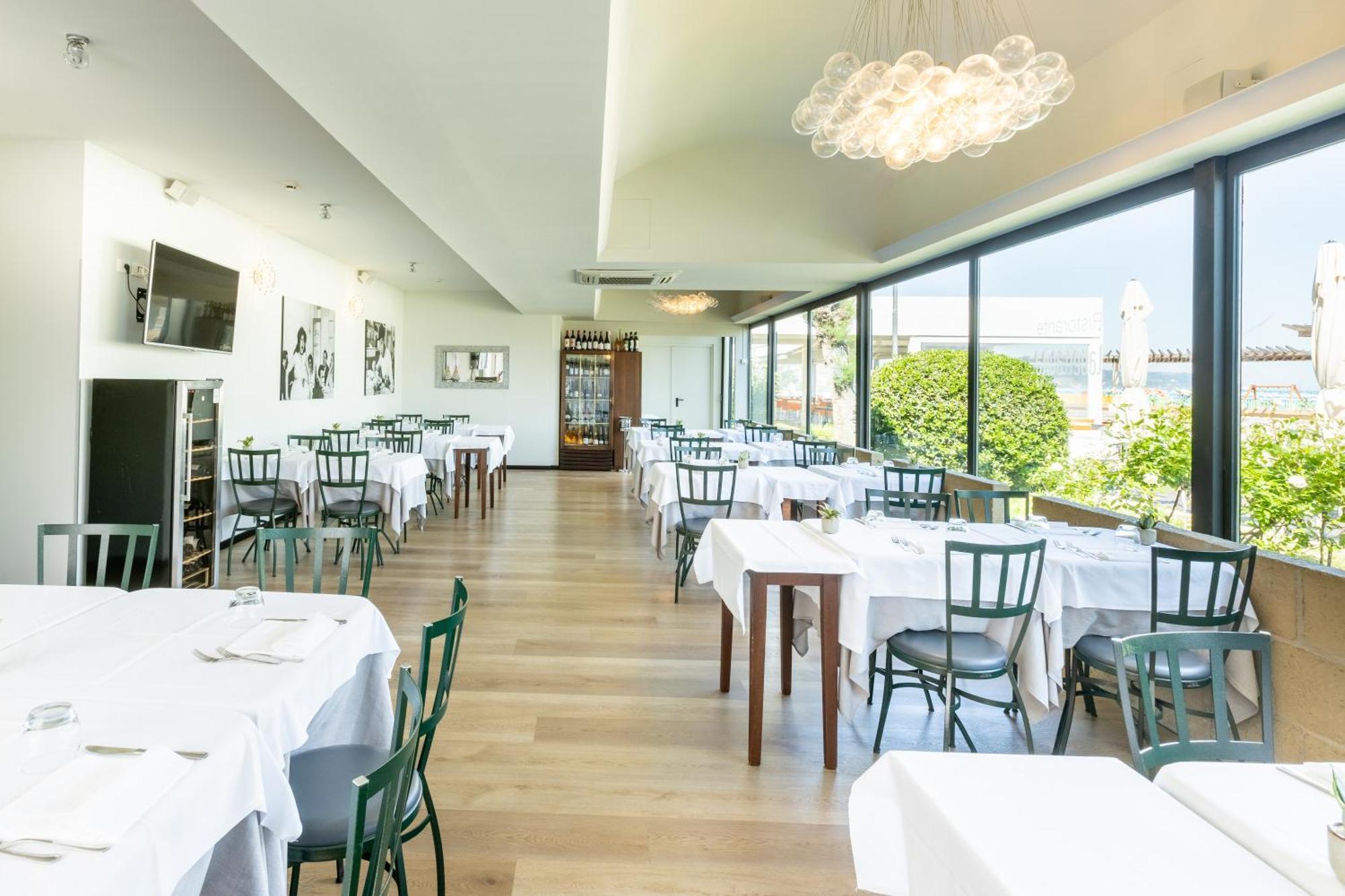 Astoria Hotel Pesaro Exterior photo